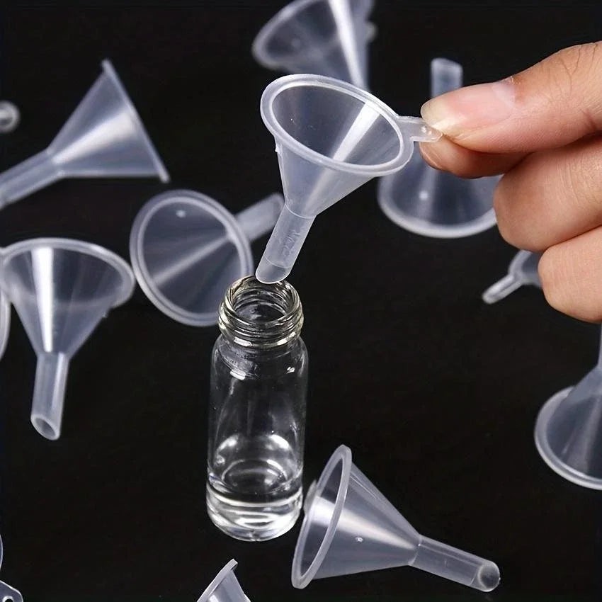 20PCS Mini Plastic Funnel Small Mouth Liquid Oil Funnels 39x31mm Laboratory Supplies Tools School Experimental Supplies
